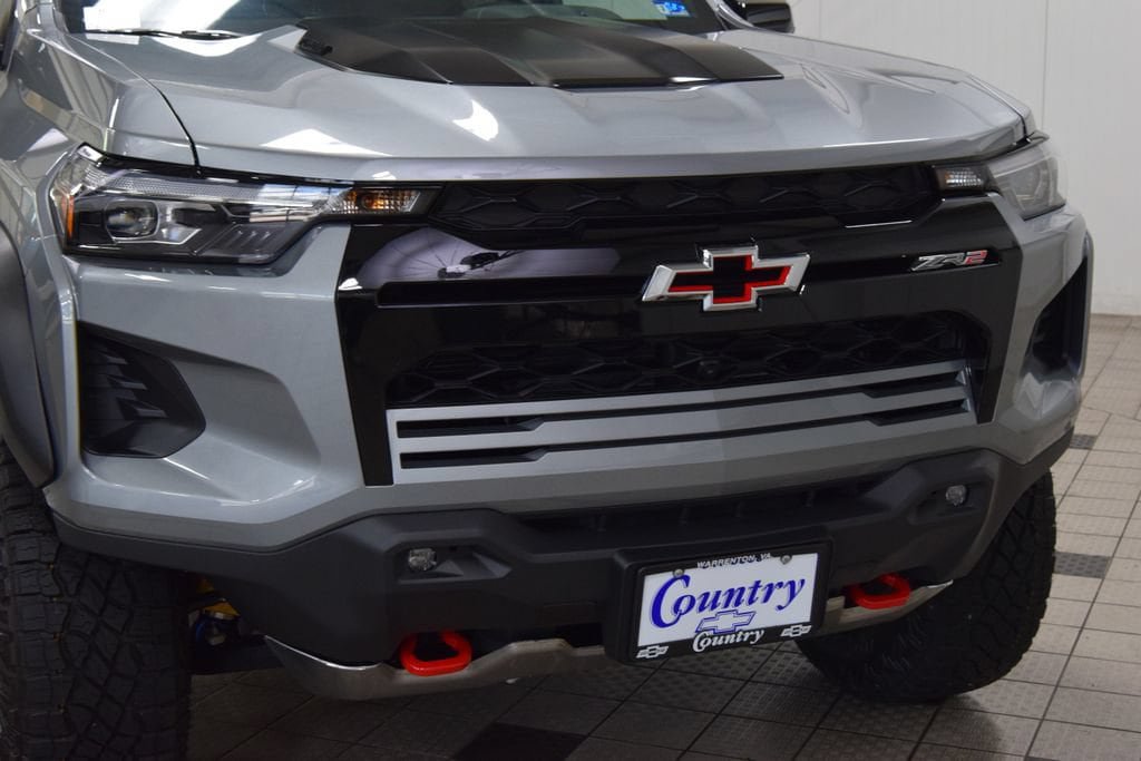 New 2026 Chevrolet Colorado ZR2 w/ Technology Package AWD/4WD image 13