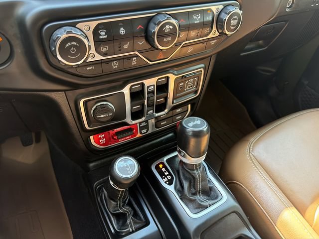 Used 2021 Jeep Wrangler Unlimited Rubicon AWD/4WD image 28