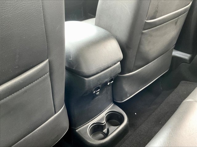 Used 2018 Jeep Wrangler Sahara w/ Connectivity Group AWD/4WD image 23