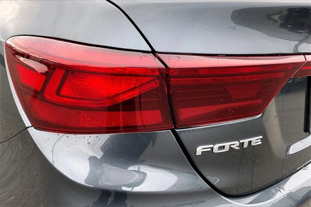 Used 2023 Kia Forte LXS image 29