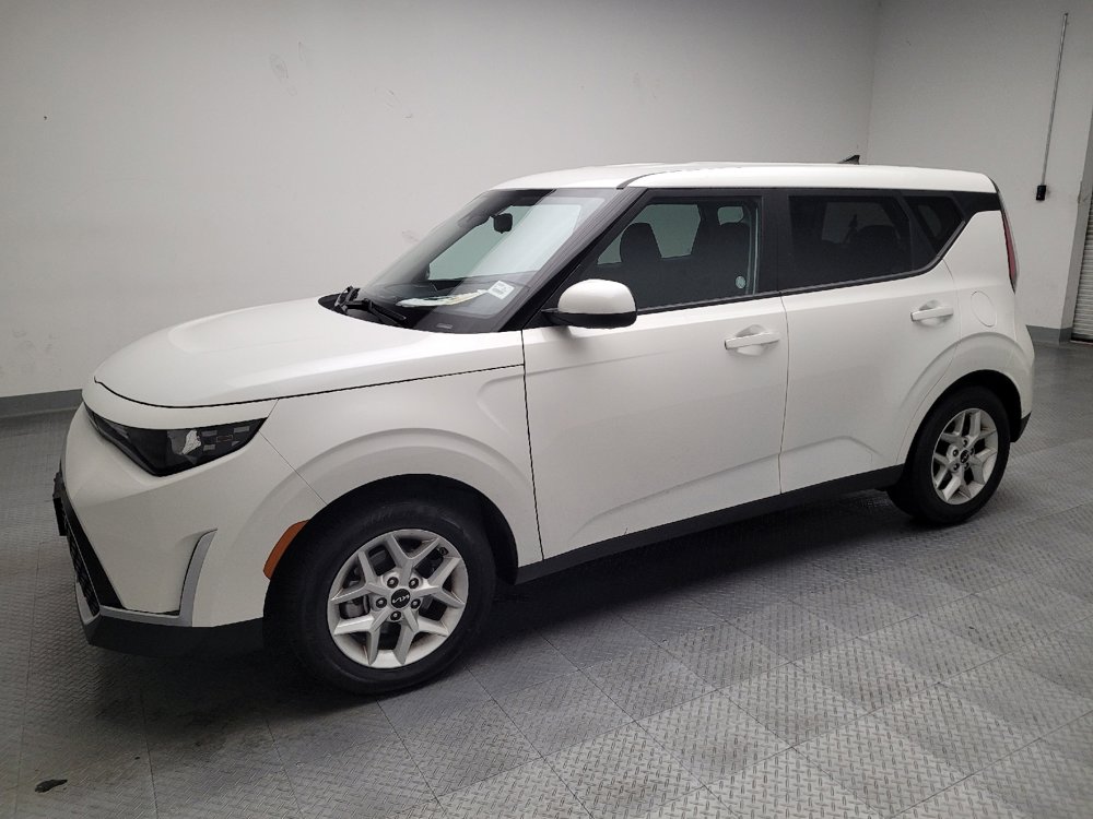 Used 2024 Kia Soul LX w/ Option Group 015 image 2