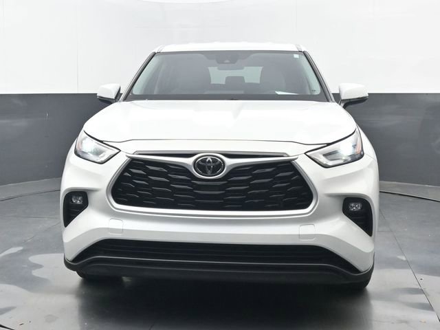 Used 2023 Toyota Highlander LE image 22