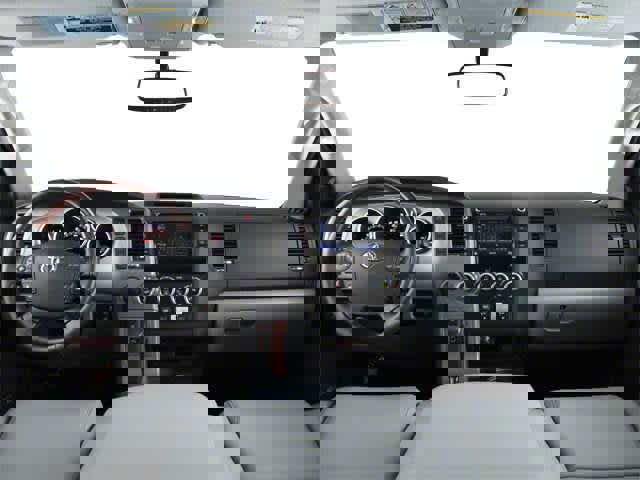 Used 2010 Toyota Sequoia Platinum image 5