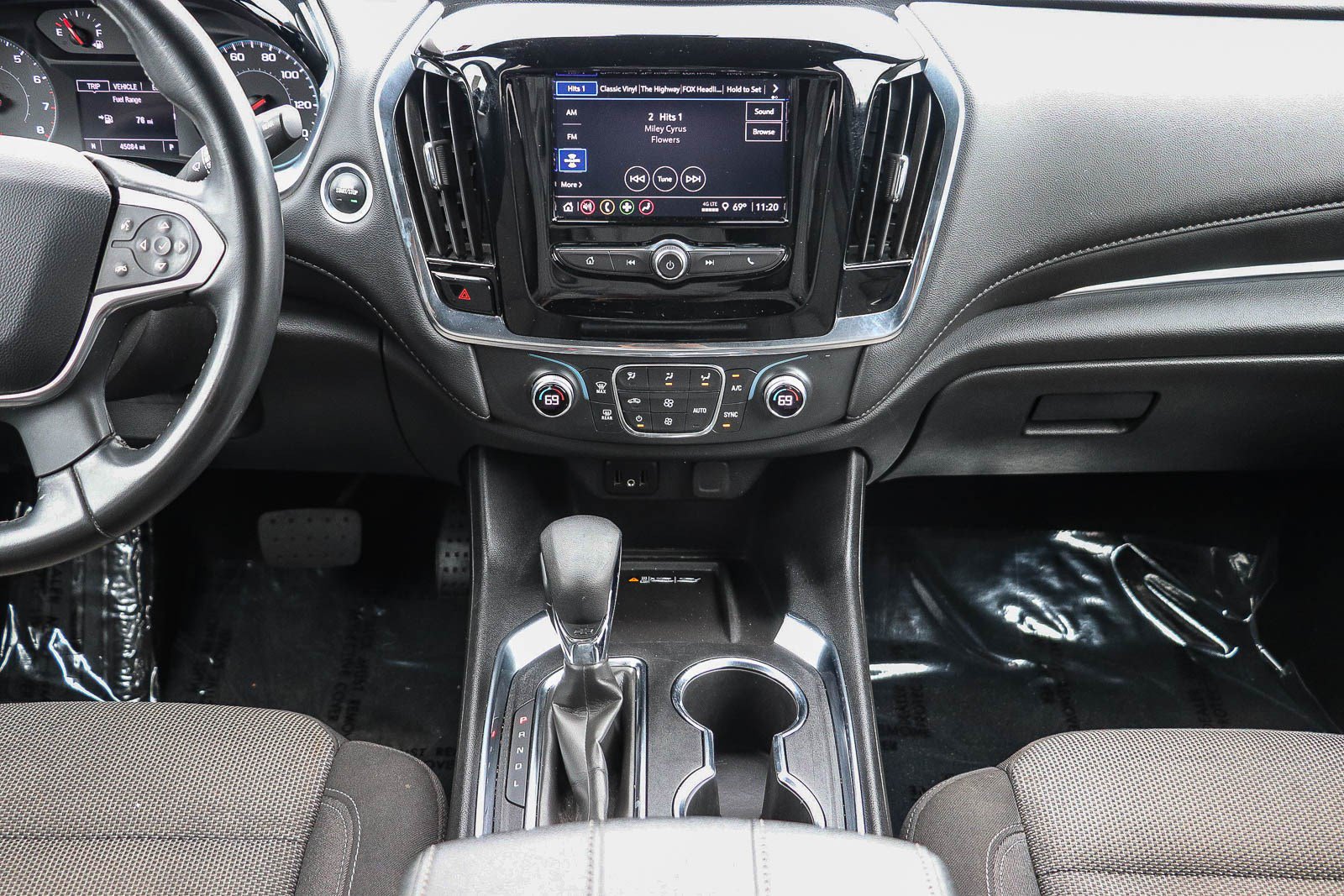 Used 2023 Chevrolet Traverse LT FWD image 13