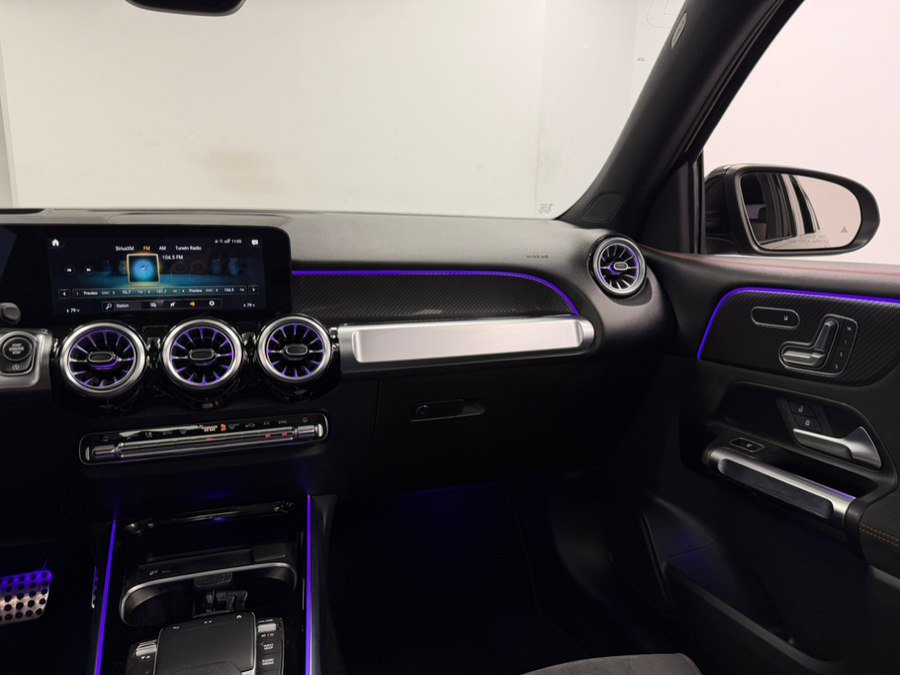 Used 2022 Mercedes-Benz GLB 35 AMG 4MATIC image 43