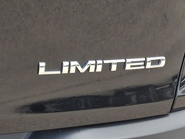 Used 2018 Jeep Cherokee Limited AWD/4WD image 31