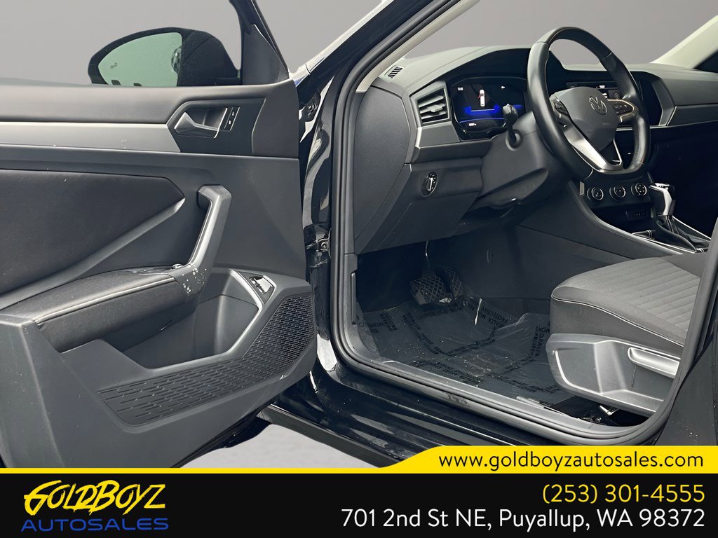 Used 2023 Volkswagen Jetta S image 11