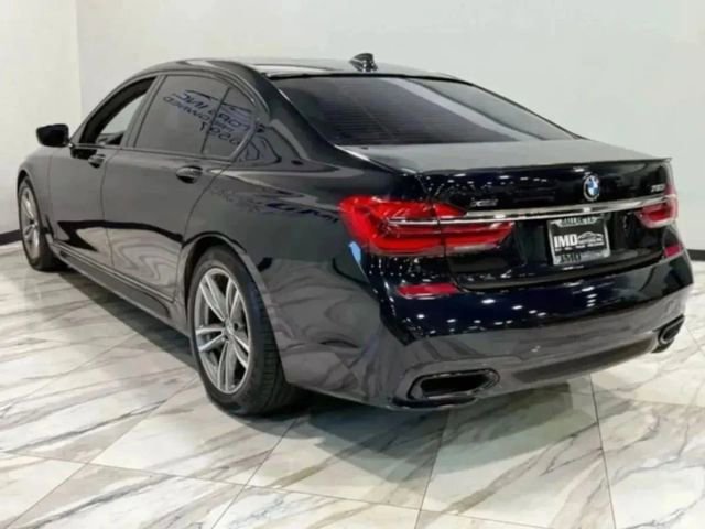 Used 2018 BMW 750i xDrive image 47