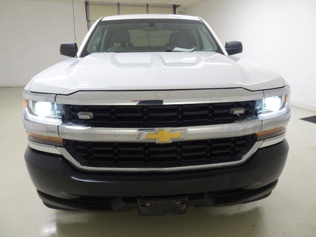 Used 2018 Chevrolet Silverado 1500 W/T RWD image 2