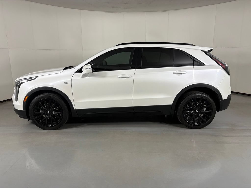 Used 2022 Cadillac XT4 Sport AWD/4WD image 5