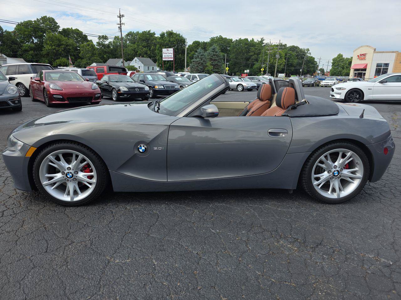 Used 2008 BMW Z4 3.0i RWD image 18