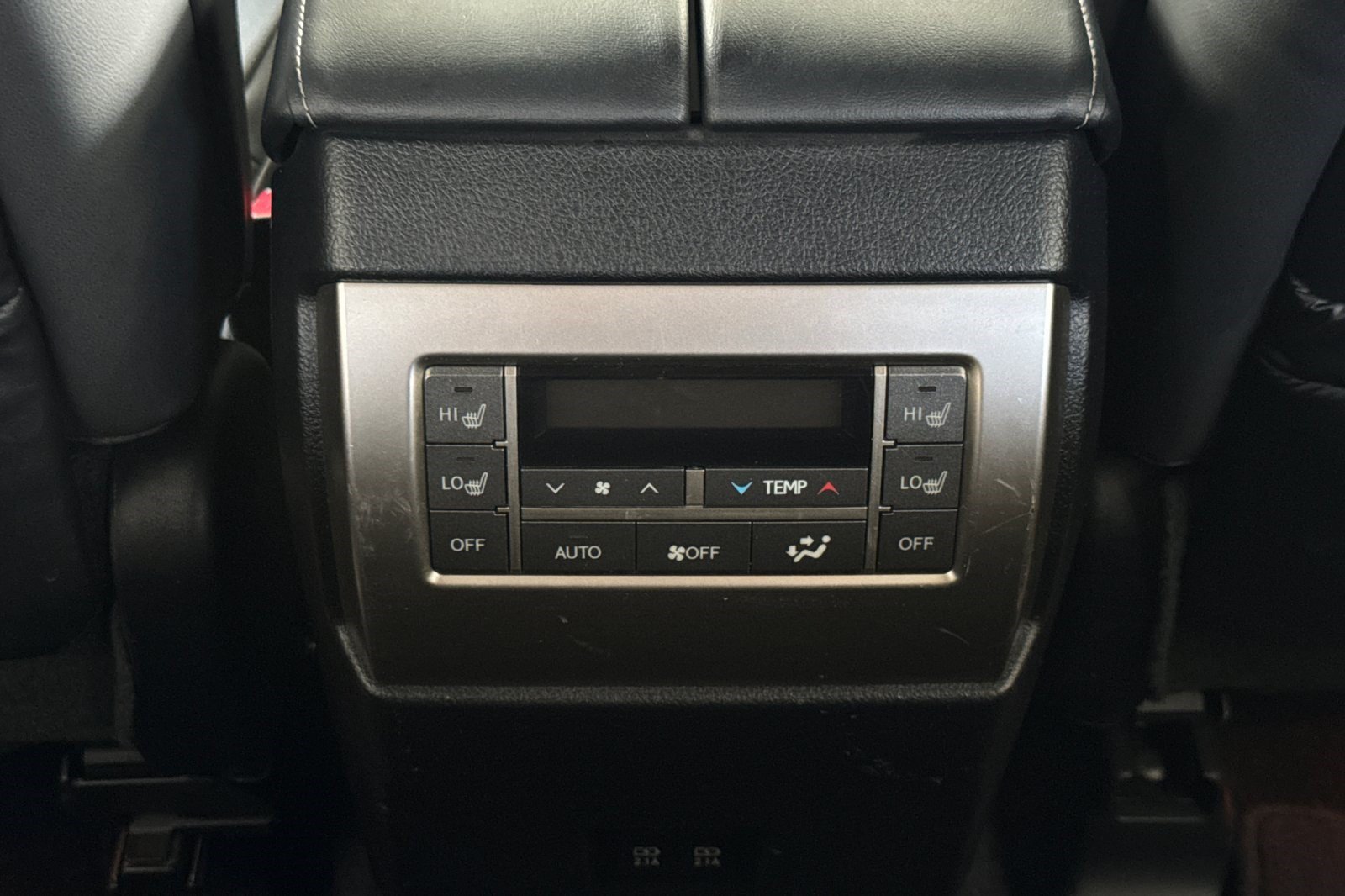 Certified 2021 Lexus GX 460 Premium w/ Premium Plus Package AWD/4WD image 16