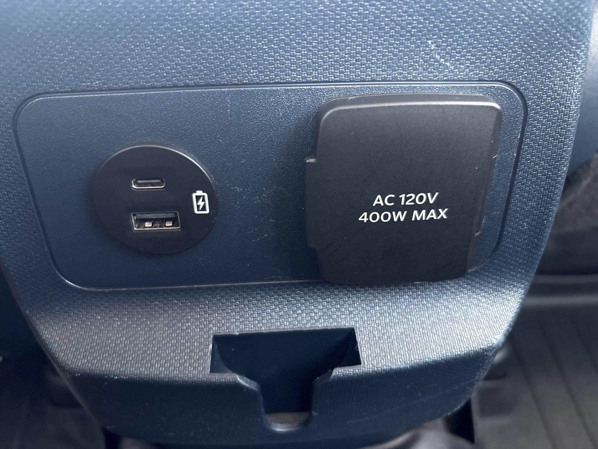 Certified 2022 Ford Maverick Lariat w/ Lariat Luxury Package AWD/4WD image 4