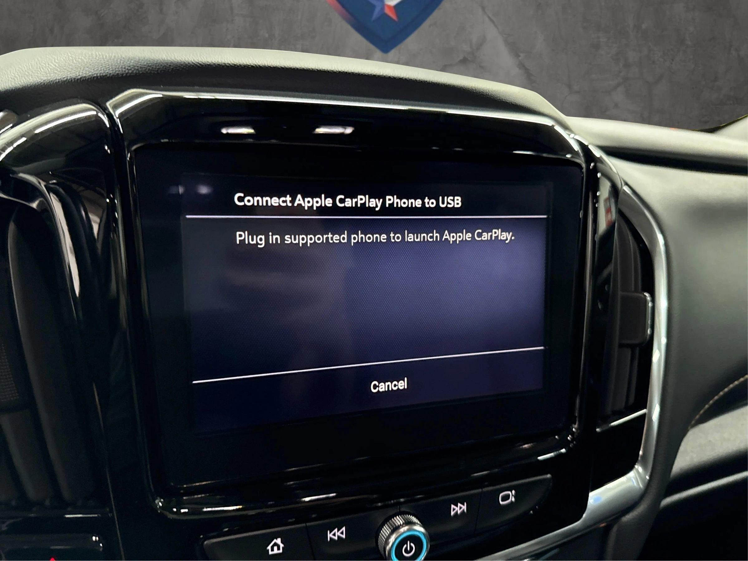 Used 2021 Chevrolet Traverse LT image 22