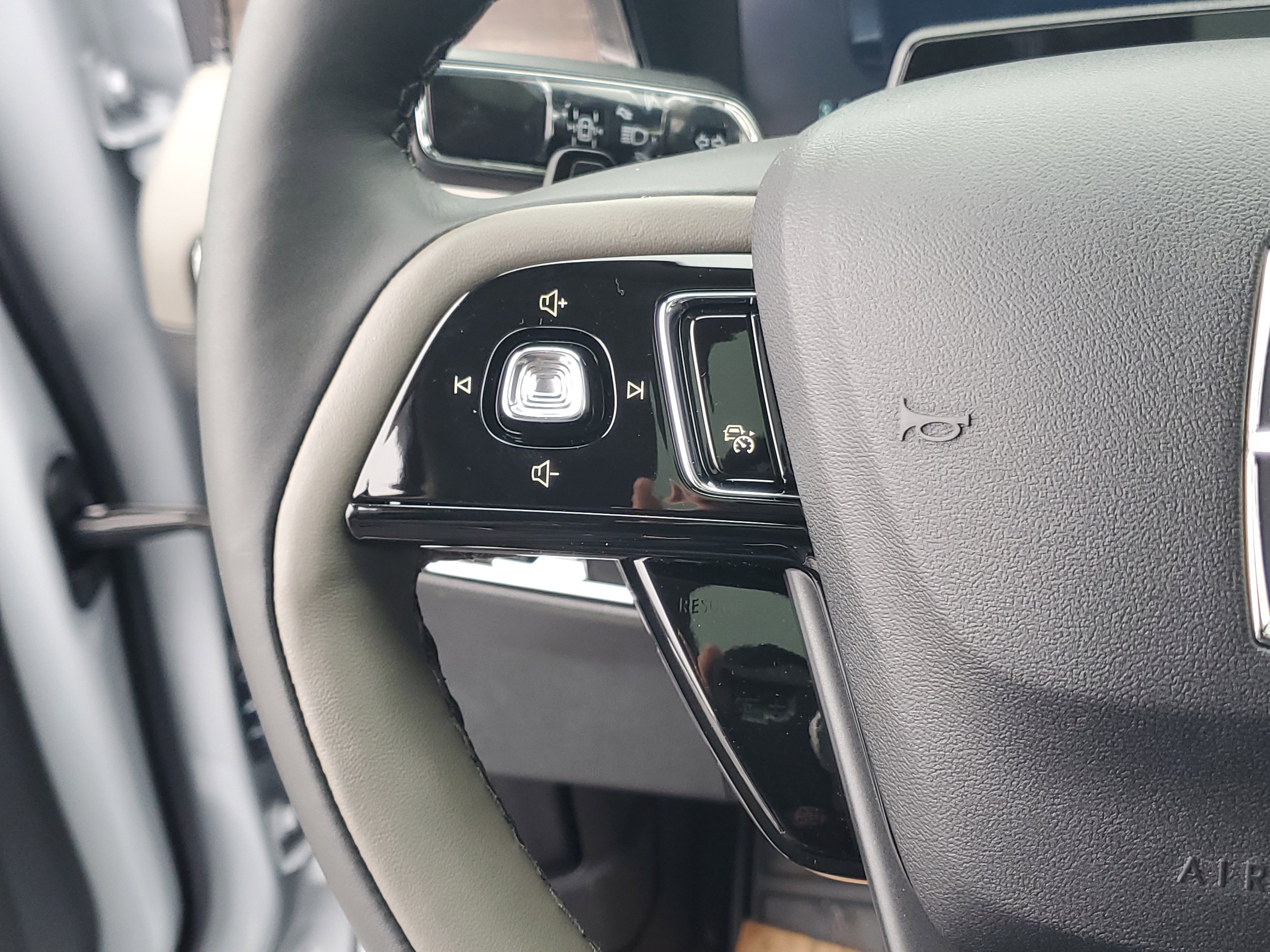 New 2026 Lincoln Corsair Grand Touring image 17