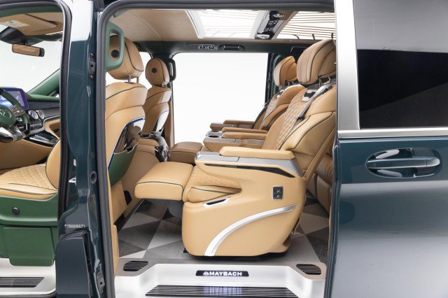 Used 2022 Mercedes-Benz Metris Passenger image 40