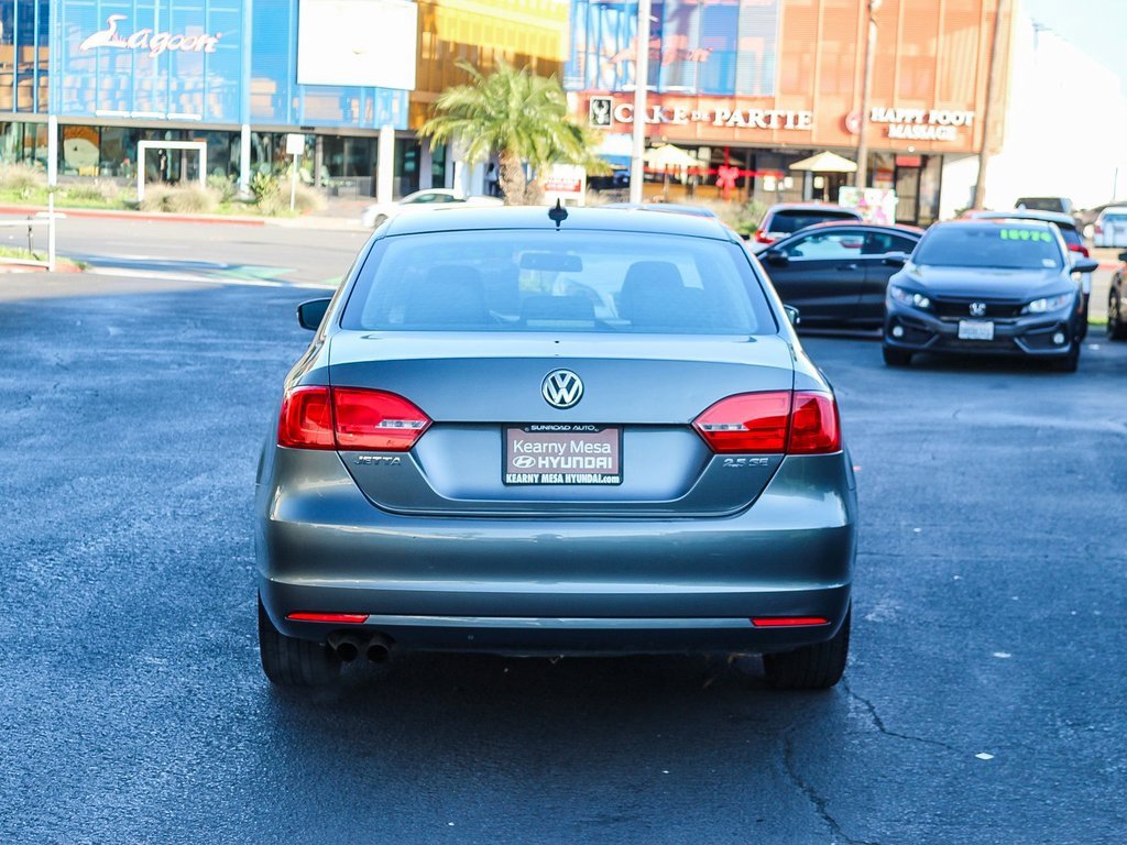 Used 2012 Volkswagen Jetta SE image 11