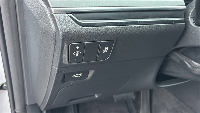 Used 2025 Kia K5 GT-Line image 13