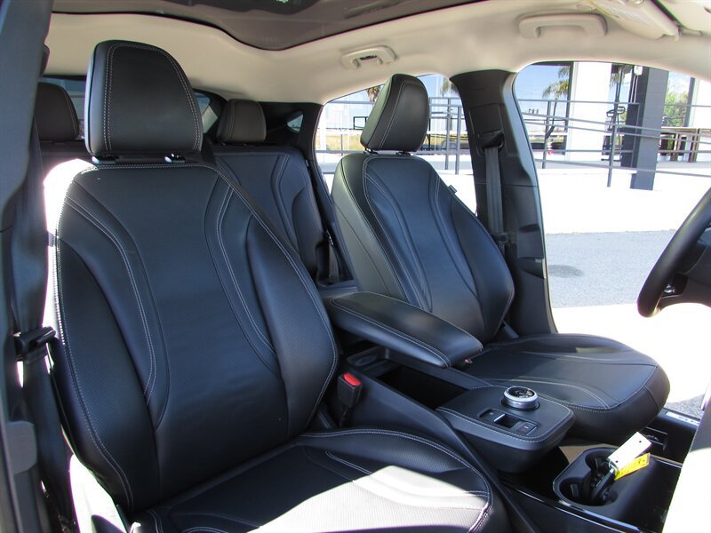 Used 2022 Ford Mustang Mach-E Premium RWD image 30