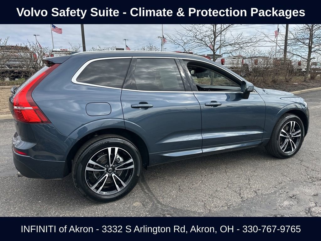 Used 2021 Volvo XC60 T5 Momentum w/ Premium Package image 14