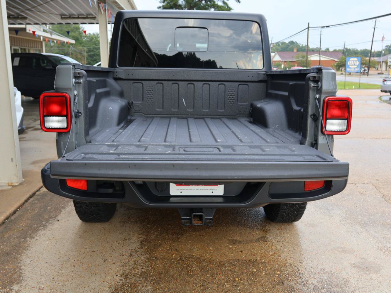 Used 2021 Jeep Gladiator Overland w/ Popular Equipment Package AWD/4WD image 8