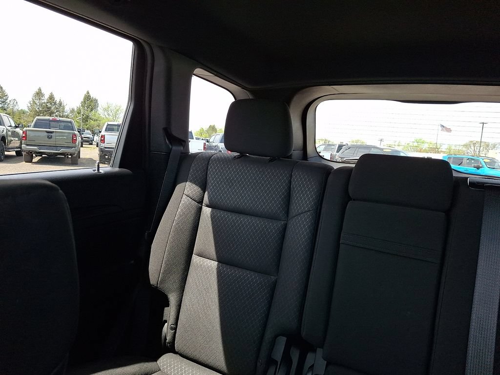 Used 2021 Jeep Grand Cherokee Laredo AWD/4WD image 19