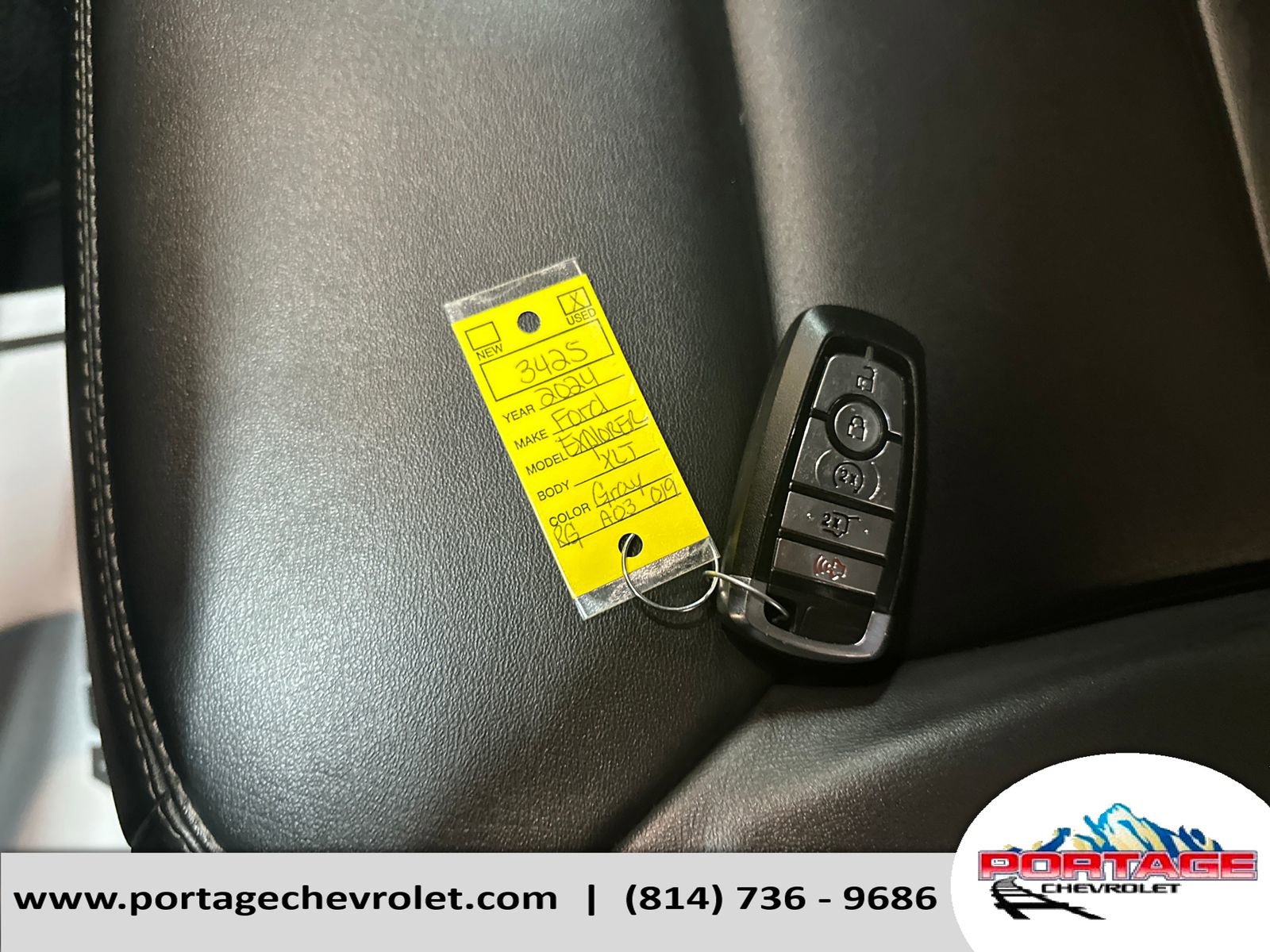 Used 2024 Ford Explorer XLT w/ Equipment Group 202A image 31