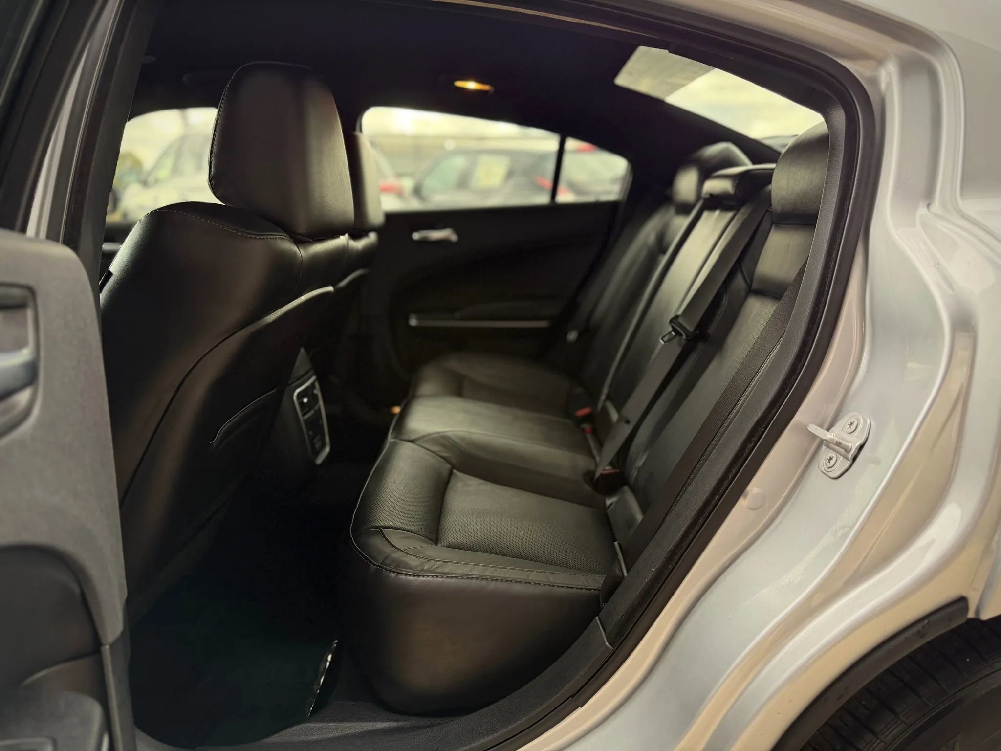 Used 2019 Dodge Charger SXT w/ Leather Interior Group image 20