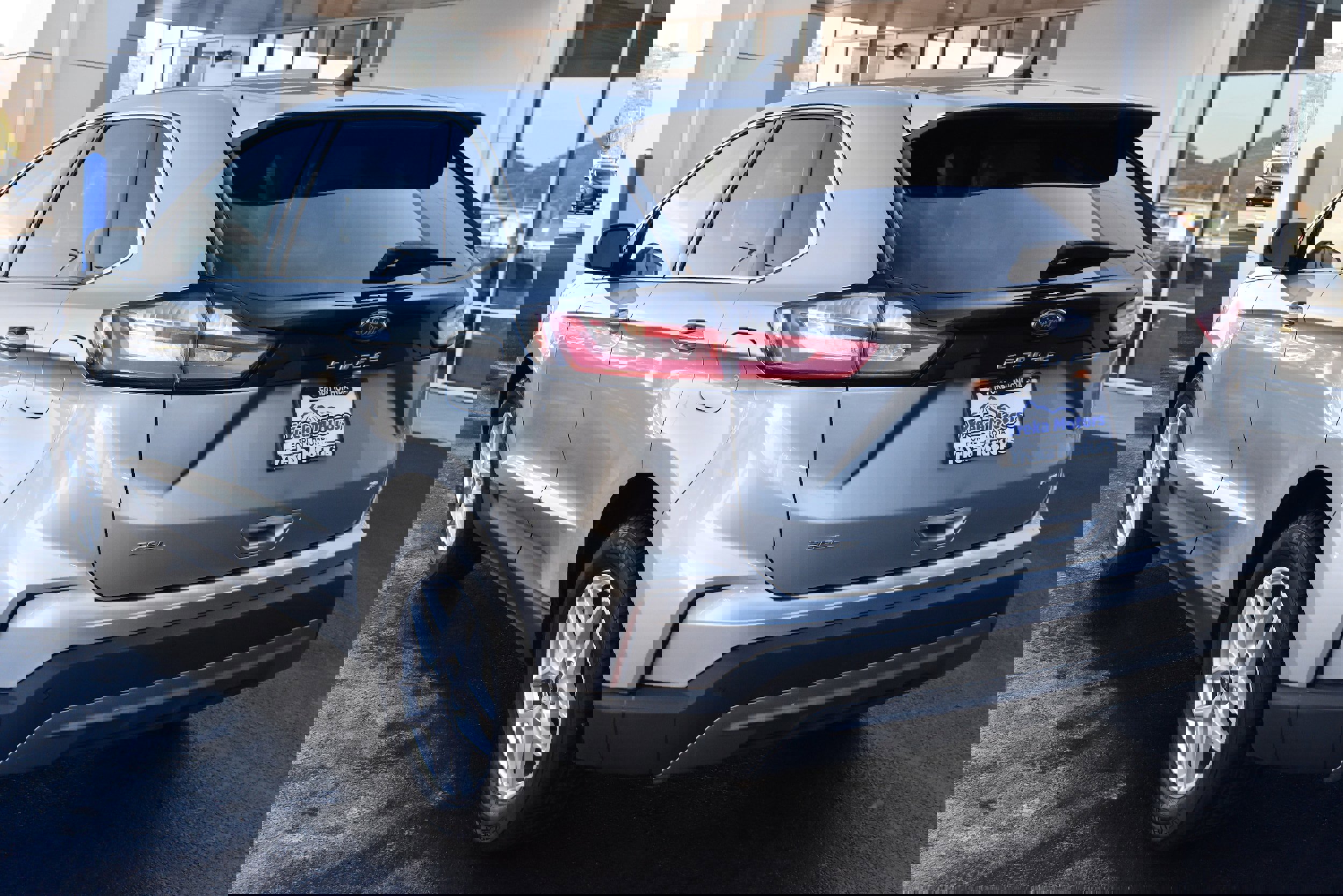 Used 2024 Ford Edge SEL image 10