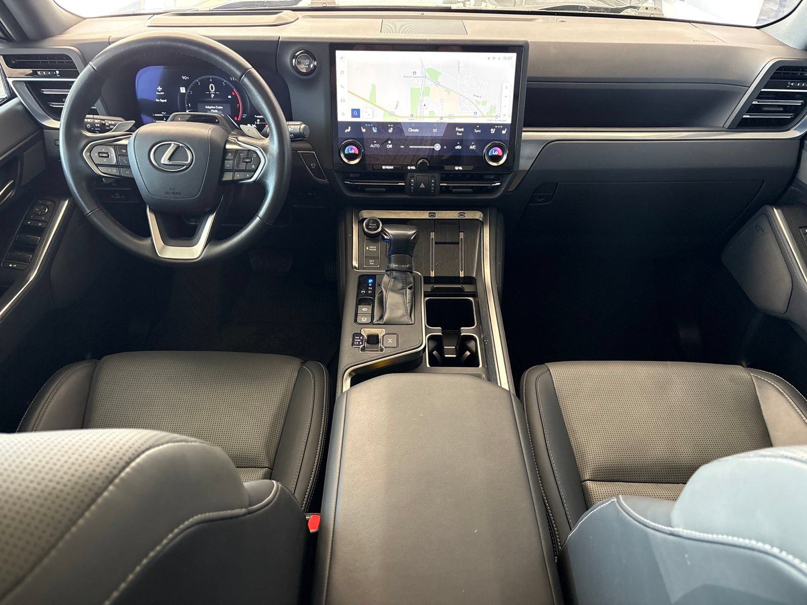 Used 2024 Lexus GX 550 w/ Accessory Package (2T) AWD/4WD image 44