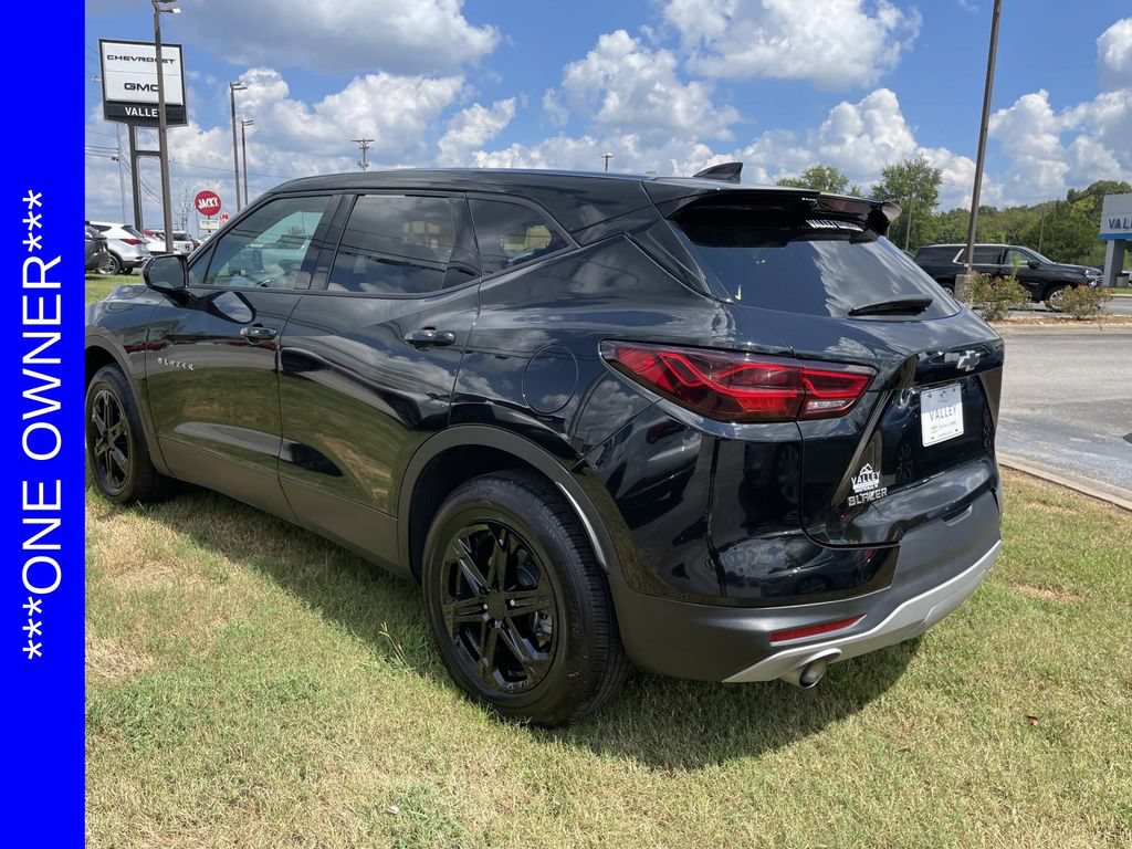Used 2025 Chevrolet Blazer LT FWD image 6