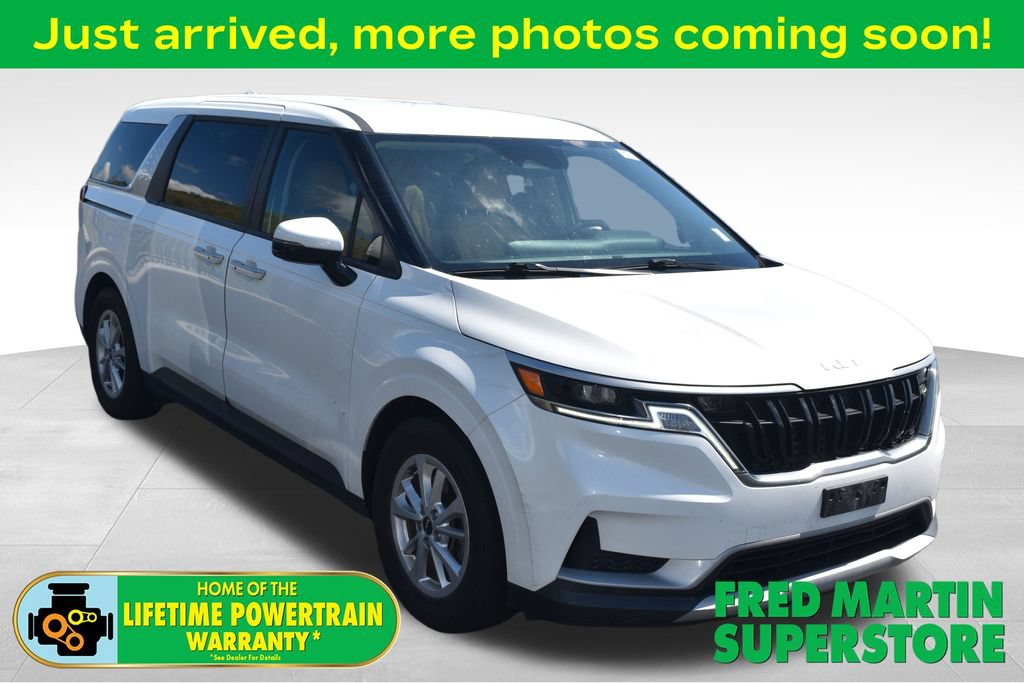 Used 2023 Kia Carnival LX