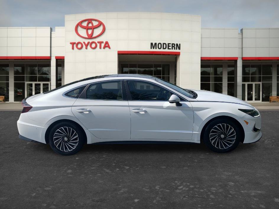 Used 2022 Hyundai Sonata Limited FWD image 4
