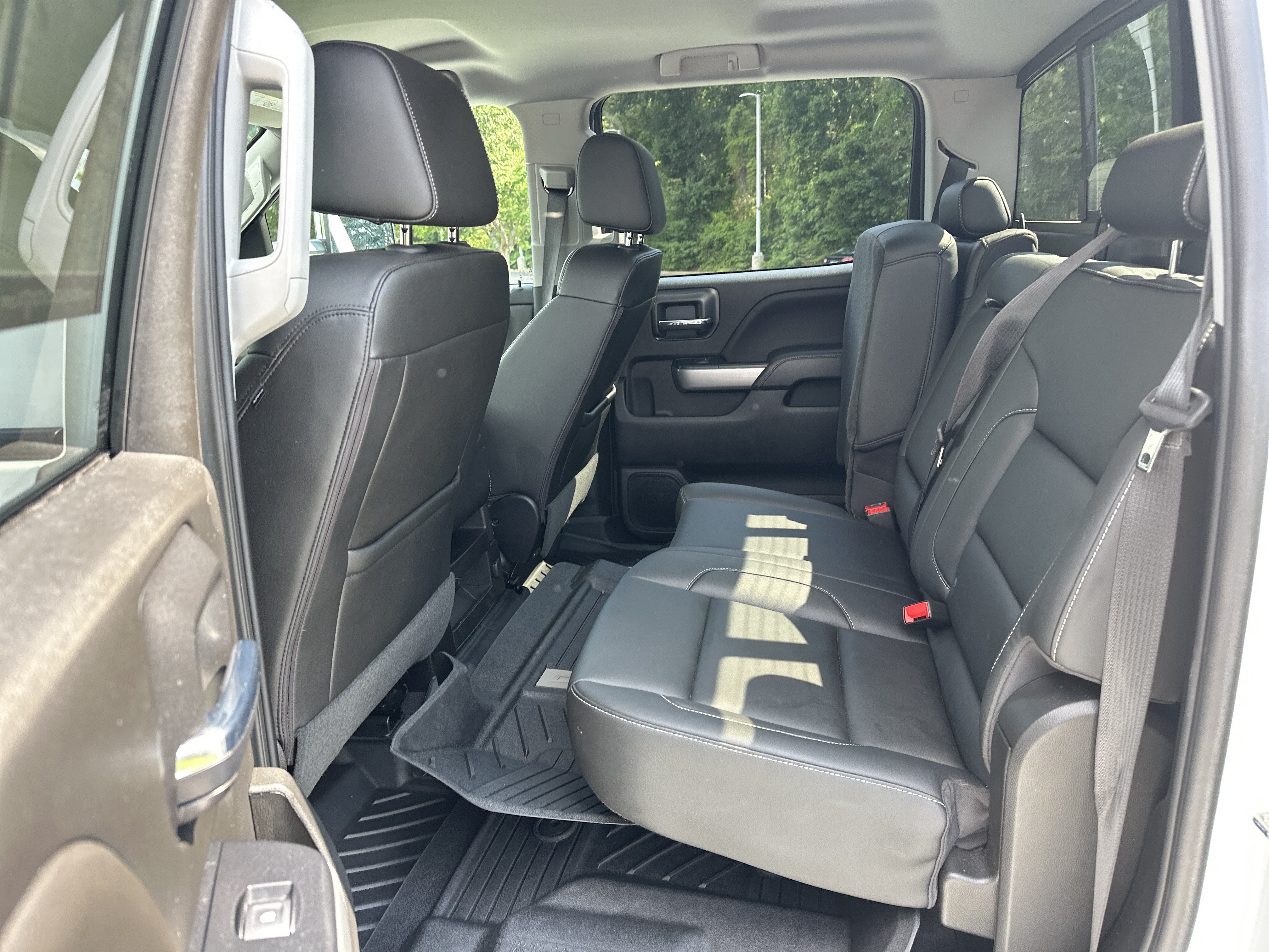 Used 2019 Chevrolet Silverado 2500 LT w/ Custom Sport Edition AWD/4WD image 31