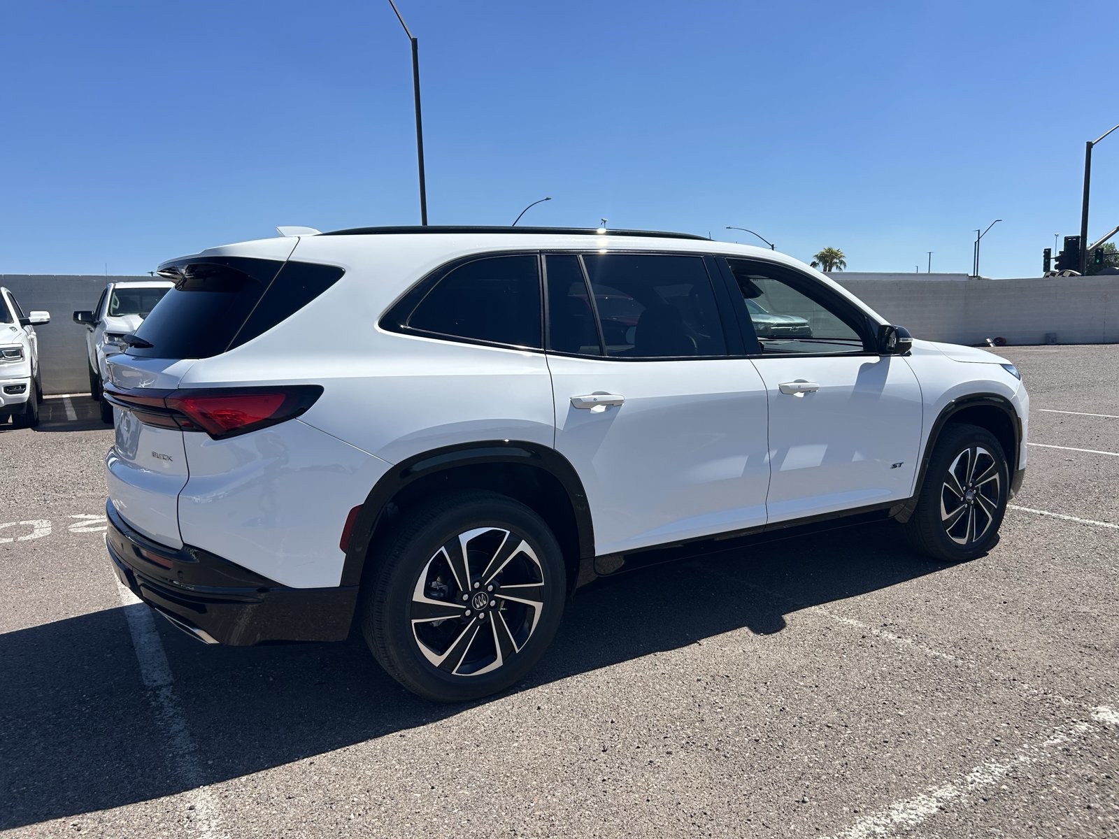 Certified 2026 Buick Enclave Sport Touring FWD image 5