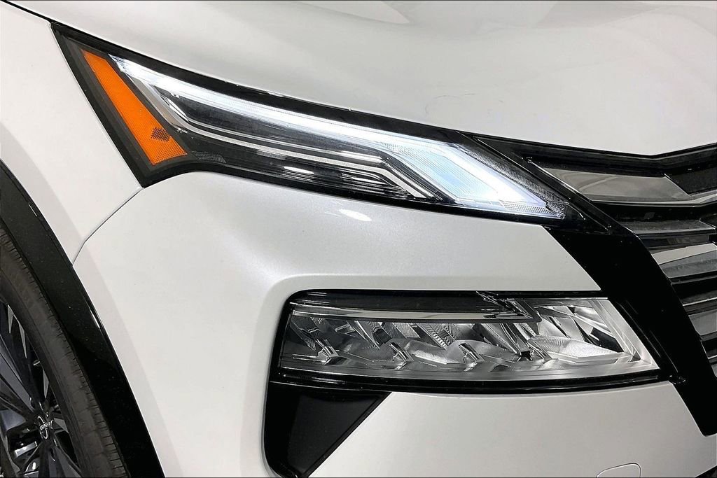 New 2026 Nissan Rogue Platinum w/ Platinum Premium Package AWD/4WD image 36