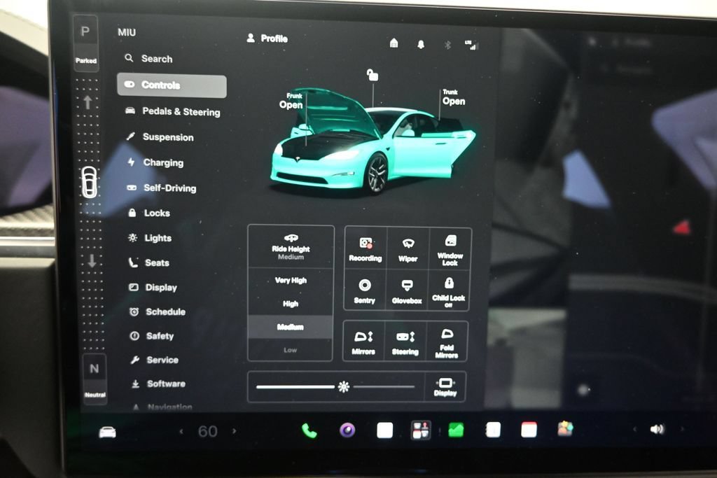 Used 2022 Tesla Model S Plaid AWD/4WD image 24