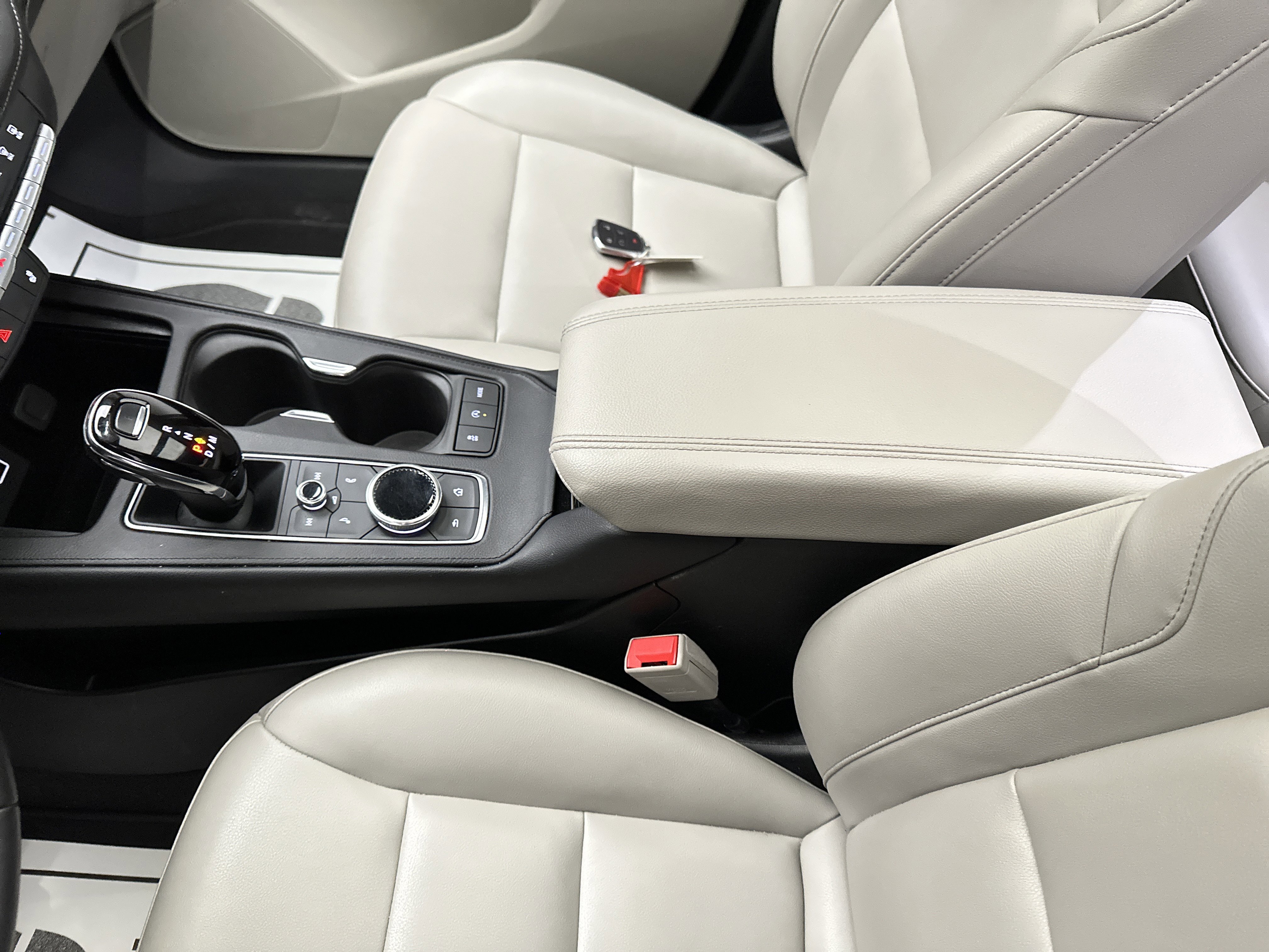 Used 2023 Cadillac XT4 Luxury w/ Cold Weather Package image 41