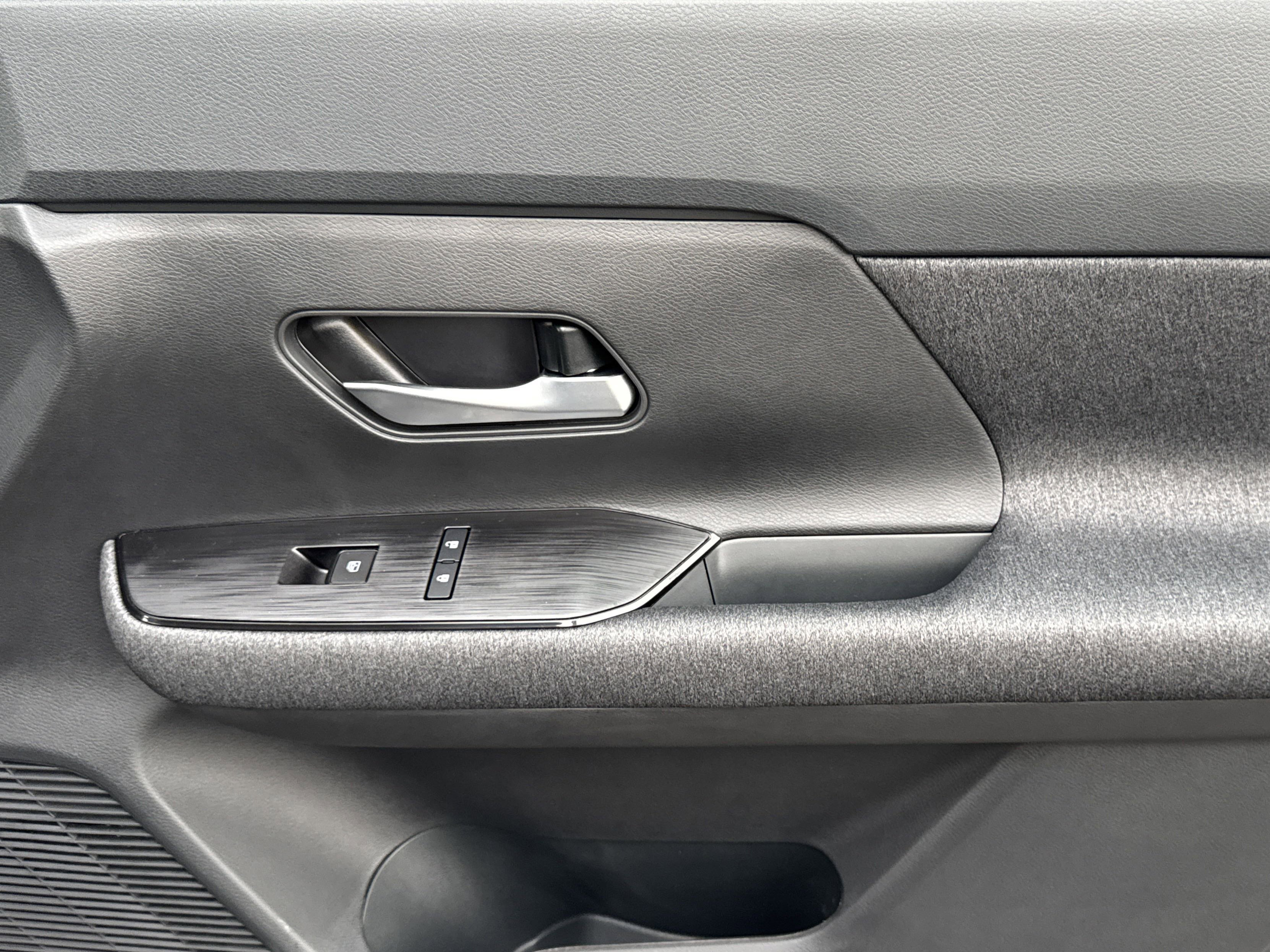 New 2025 Nissan Kicks SV w/ SV Premium Package image 20