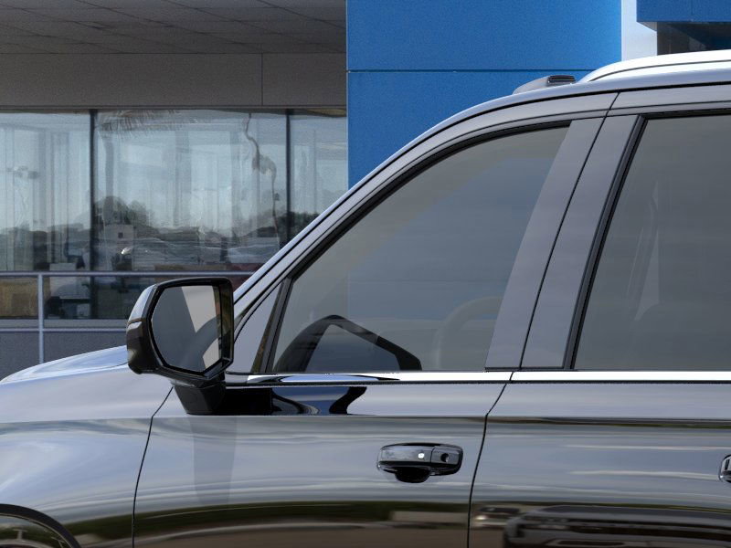 New 2025 Chevrolet Suburban LT w/ Comfort Package image 12