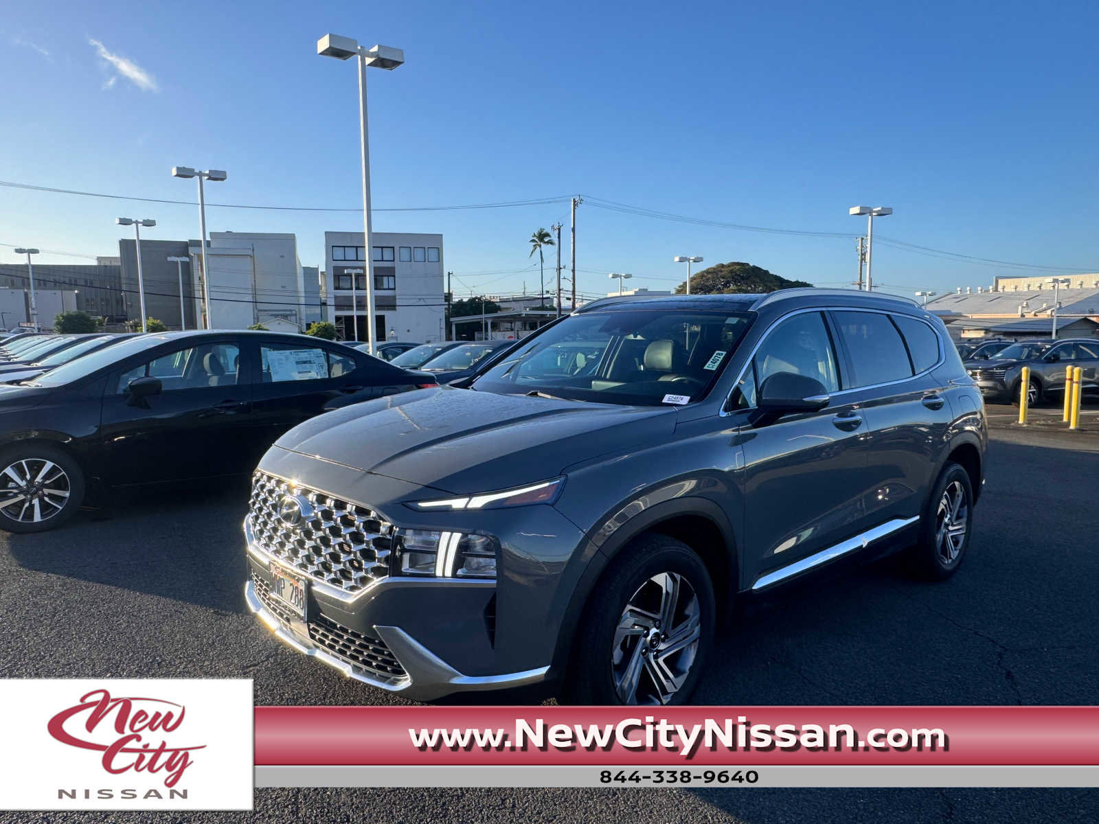 Used 2023 Hyundai Santa Fe SEL w/ Premium Package FWD image 1