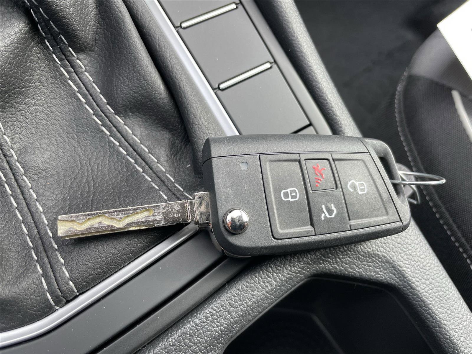 New 2025 Volkswagen Jetta Sport image 31