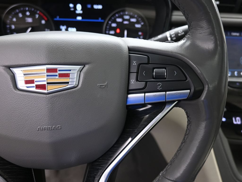 Used 2021 Cadillac XT6 Premium Luxury FWD image 14