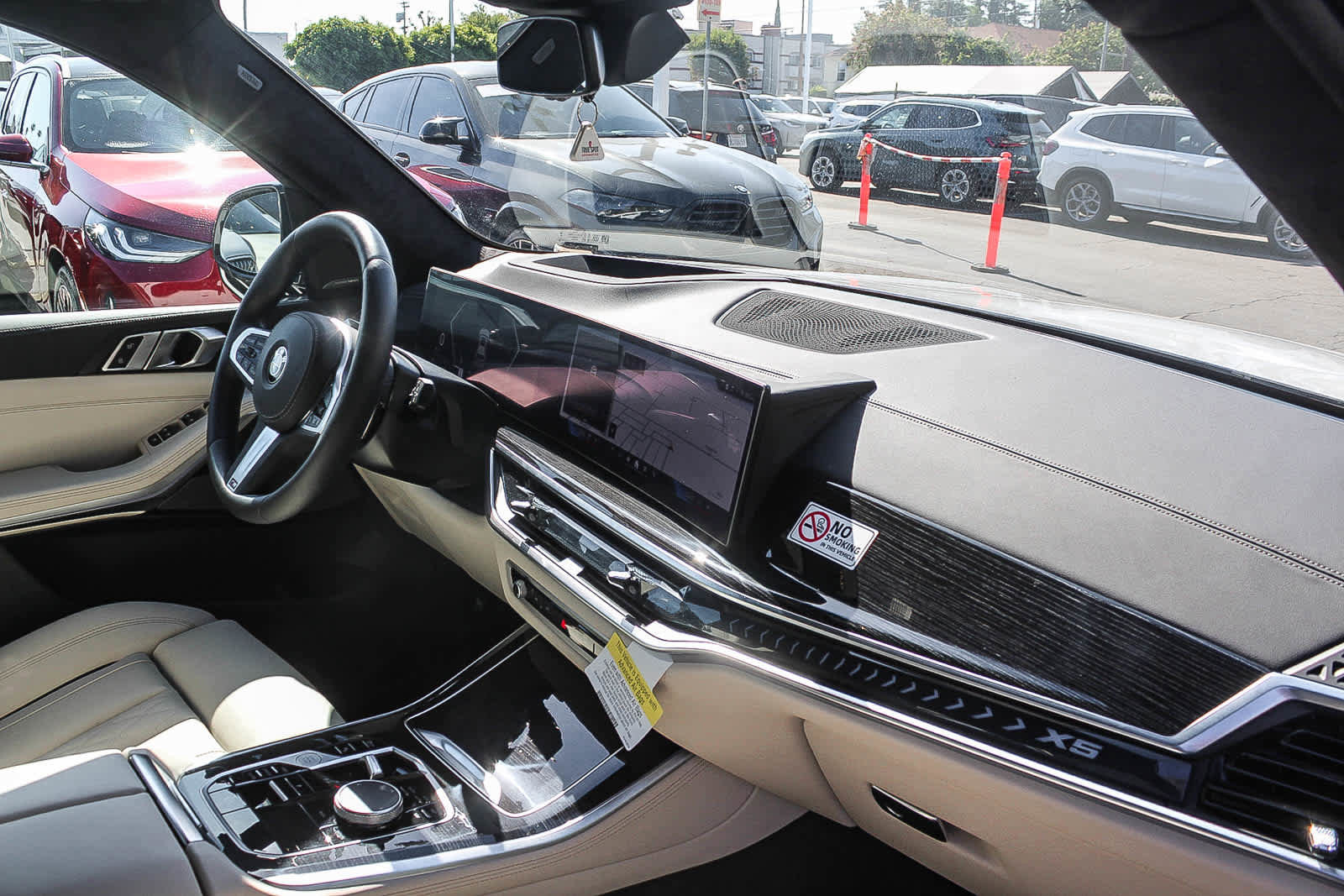 Used 2026 BMW X5 sDrive40i w/ M Sport Package RWD image 16