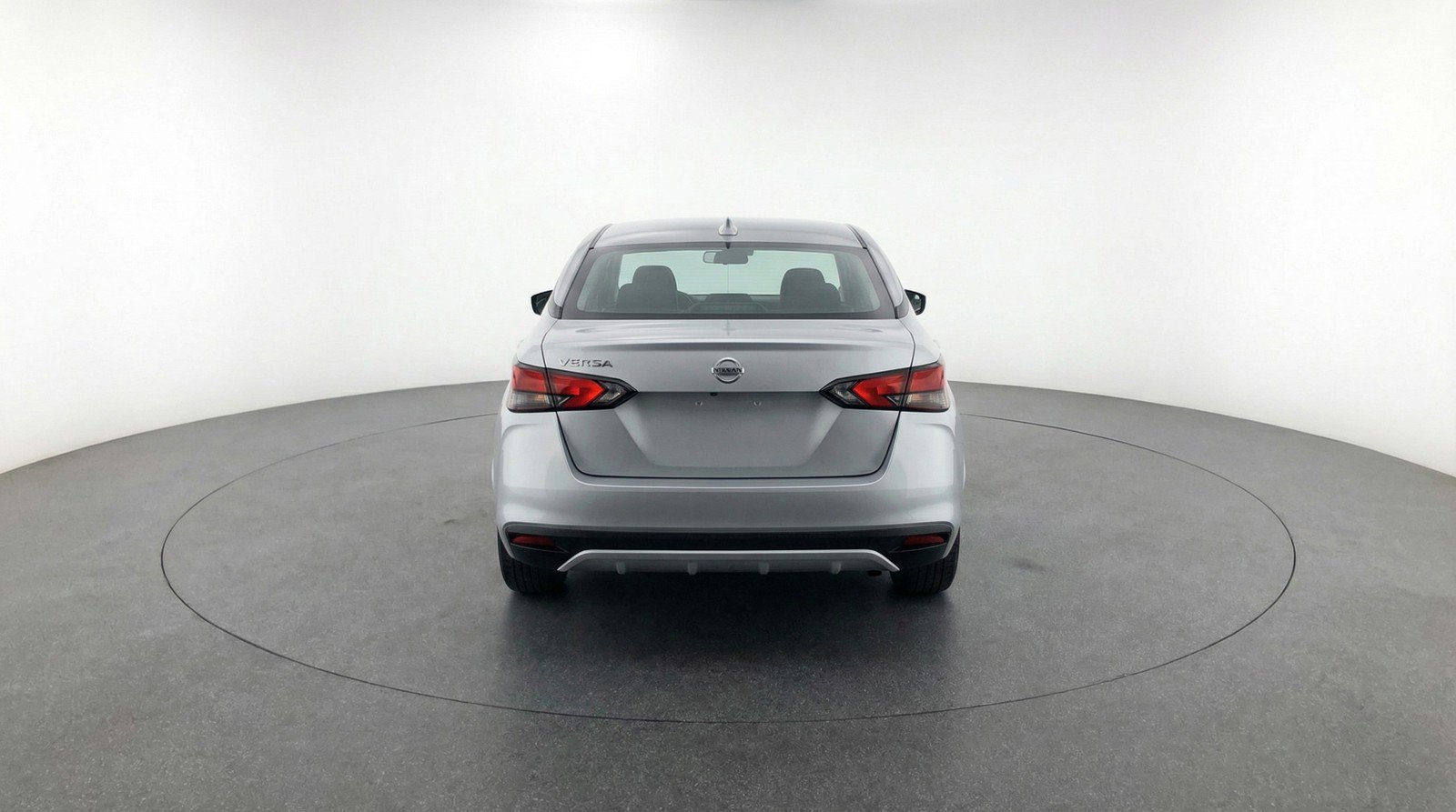 Used 2025 Nissan Versa SV image 7