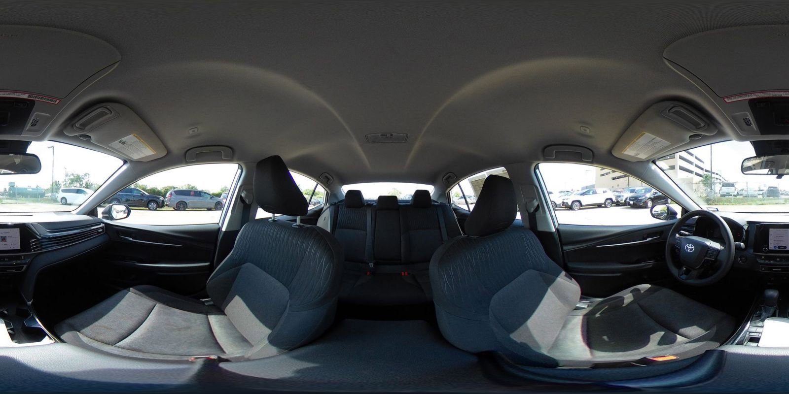 Used 2025 Toyota Camry LE image 41