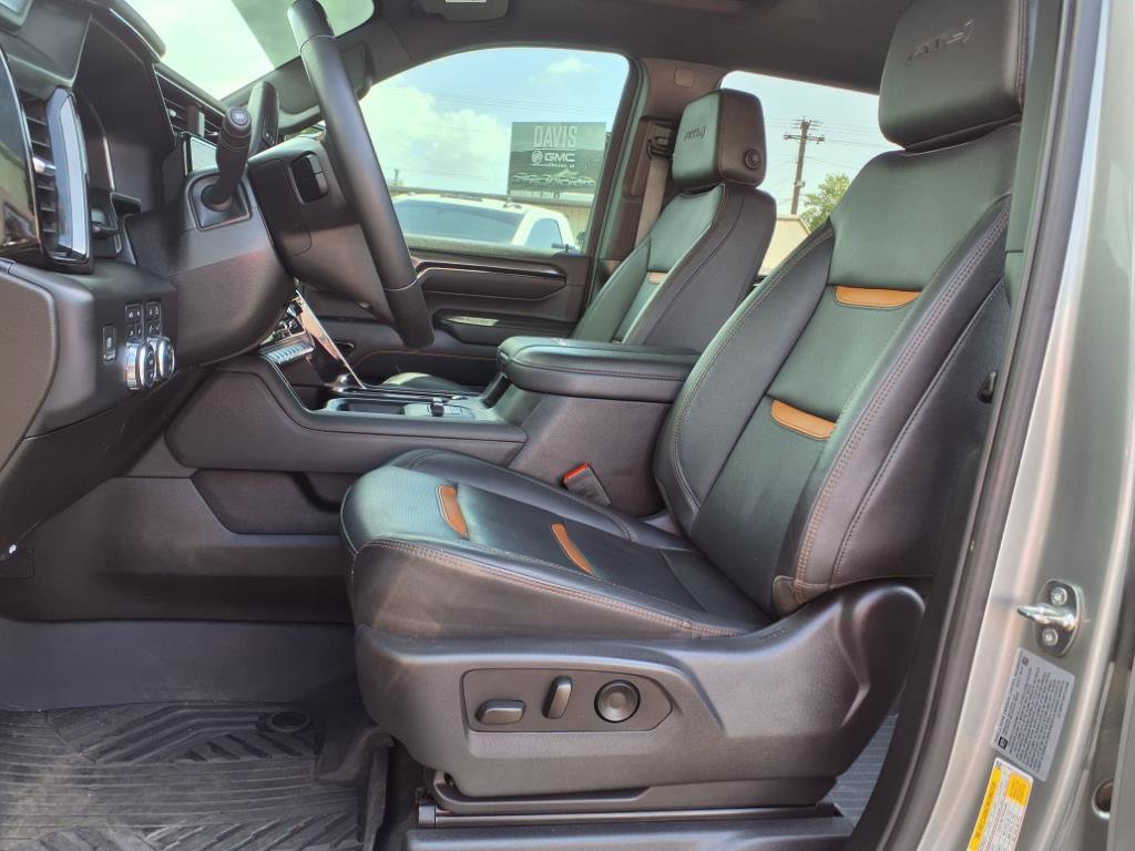 Used 2024 GMC Sierra 2500 AT4 w/ AT4 Premium Plus Package image 13