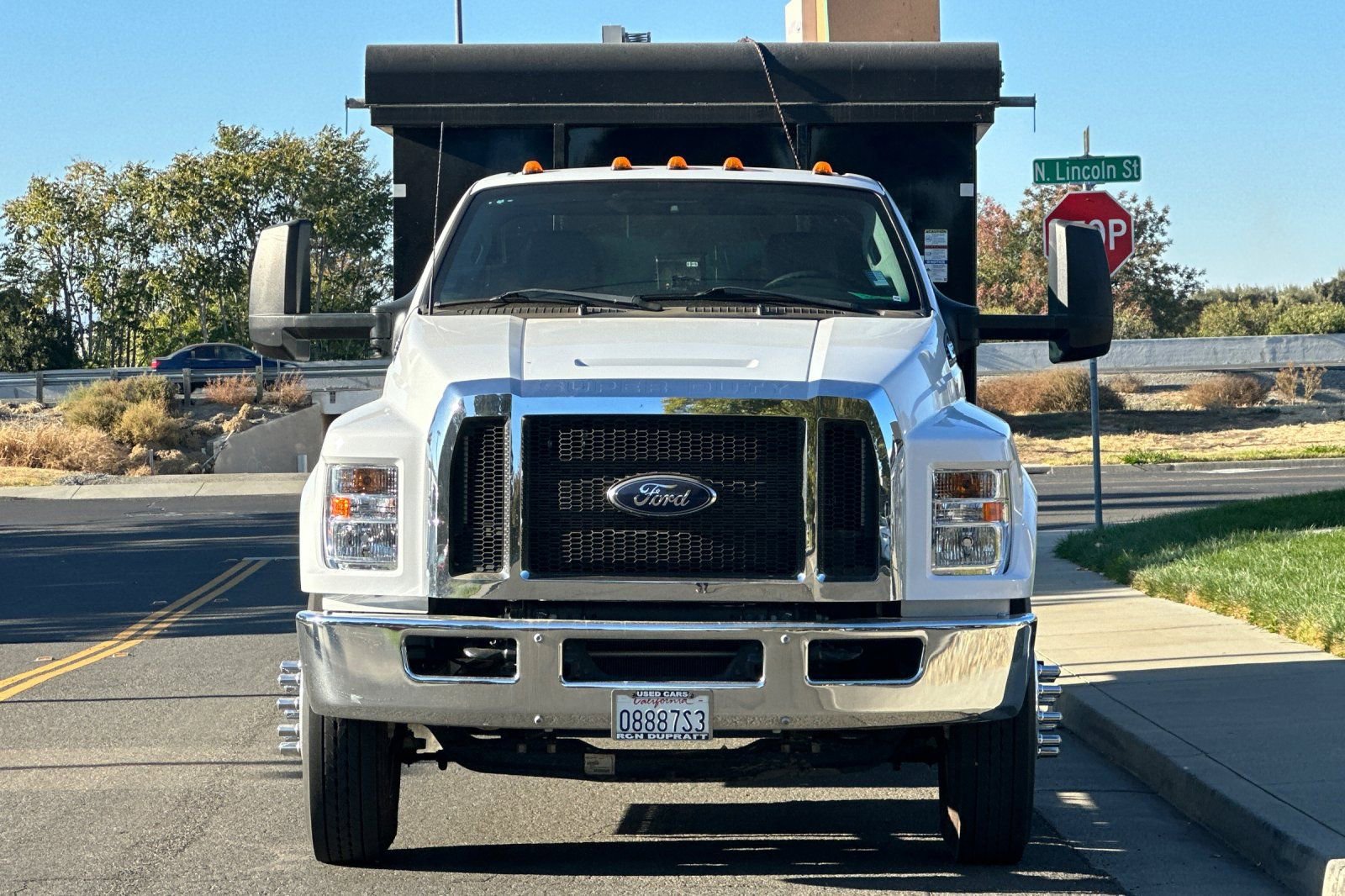 Used 2023 Ford F650 2WD Regular Cab Super Duty image 10