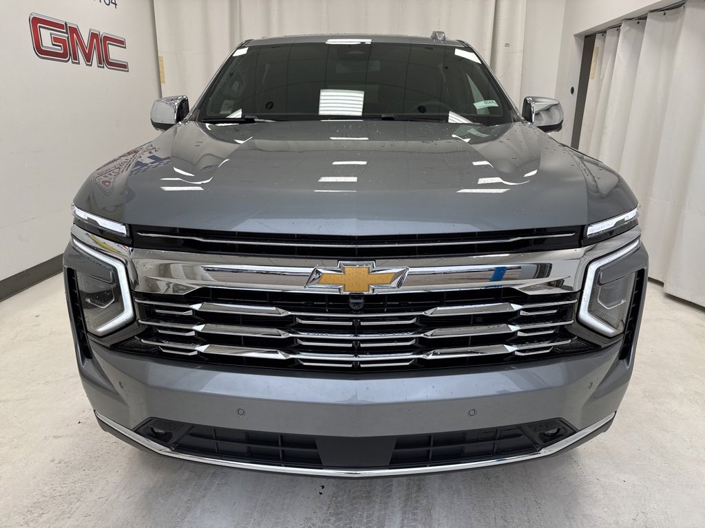 New 2026 Chevrolet Suburban Premier w/ Sun And Tow Package image 2