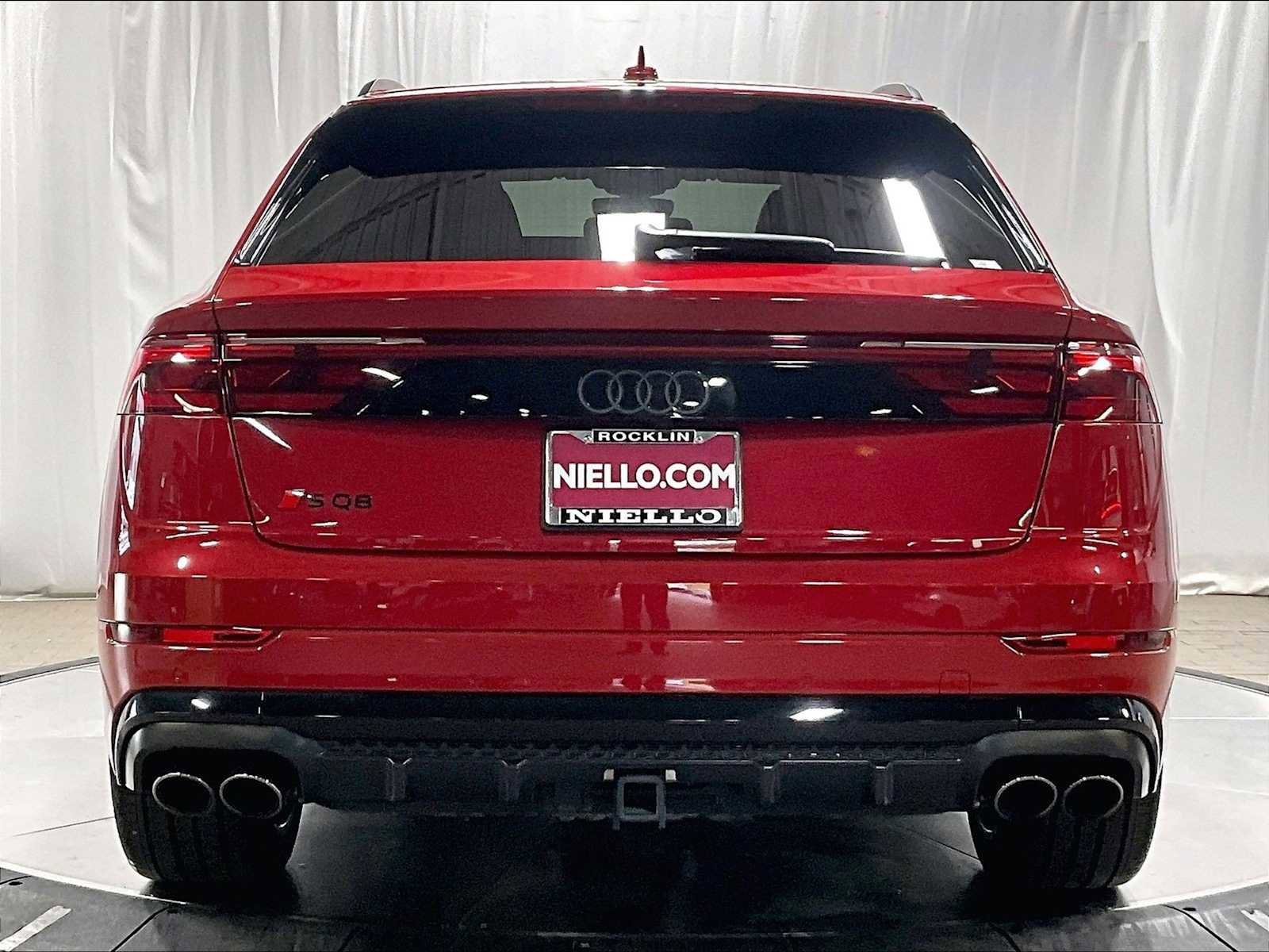 Used 2024 Audi SQ8 Prestige image 9